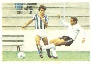 Liga 80-81. López Ufarte (Real Sociedad) Futbolistas en Acción Nº 40. Ediciones Este.