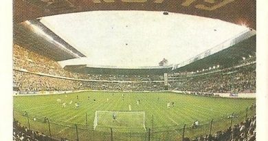 Trideporte 84. Estadio El Molinón (Real Sporting de Gijón). Editorial Fher.