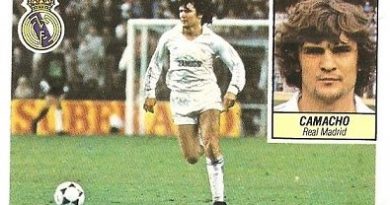 Liga 84-85. Camacho (Real Madrid). Ediciones Este.