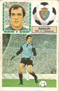 Liga 83-84. Basauri (Club Atlético Osasuna). Ediciones Este.