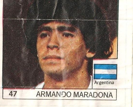 Super Cromos Los Mejores del Mundo (1981). Maradona (Argentina). Chicle Fútbol Boomer.