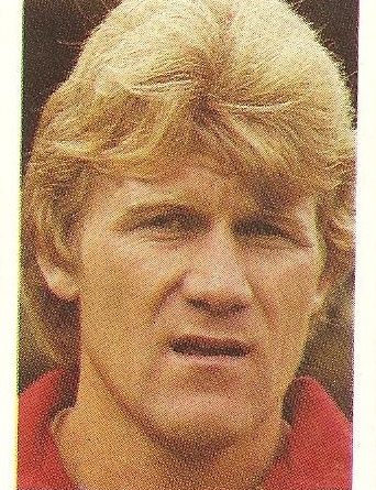 Eurocopa 1984. Morten Olsen (Dinamarca). Editorial Fans Colección.