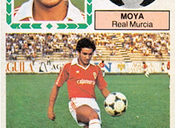 Liga 83-84. Moya (Real Murcia). Ediciones Este. 📸: Grupo de Facebook Nuestros álbumes de cromos.