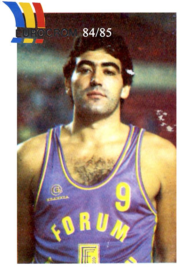 Liga Baloncesto 1984-1985. .Jesús Llano (Forum Valladolid). Editorial Eurocrom. 📸: Grupo de Facebook Nuestros álbumes de cromos.