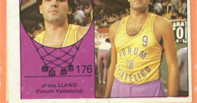Baloncesto Liga 1984-1985. Jesús Llano (Fórum Filatélico). Ediciones J. Merchante - Clesa. 📸: Emilio Rodríguez Bravo.