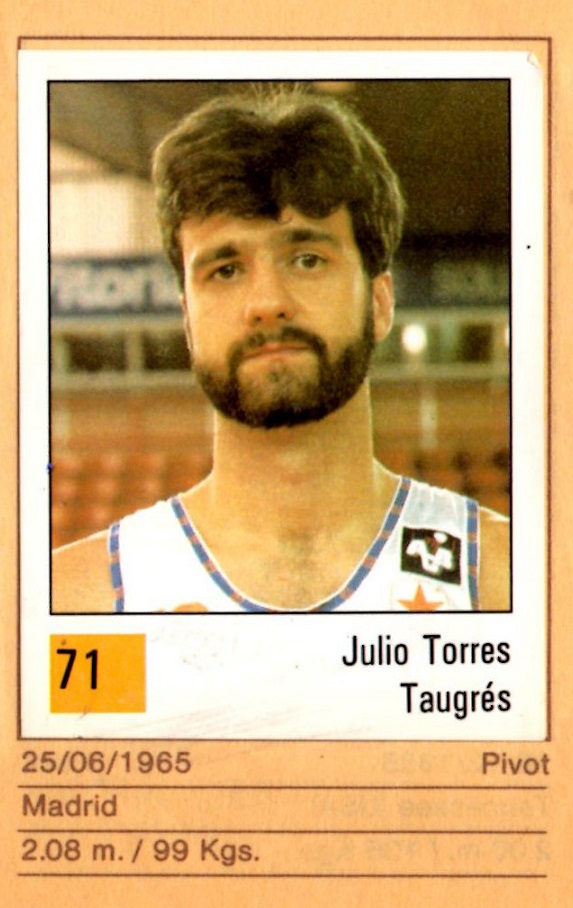 Basket 90 ACB. Julio Torres (Taugrés). Ediciones Panini. 📸: Grupo de Facebook Nuestros álbumes de cromos.