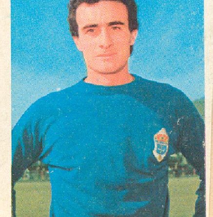Liga 1973-74. Iriarte (Real Oviedo). Ediciones Este. 📸: Grupo de Facebook Nuestros álbumes de cromos.
