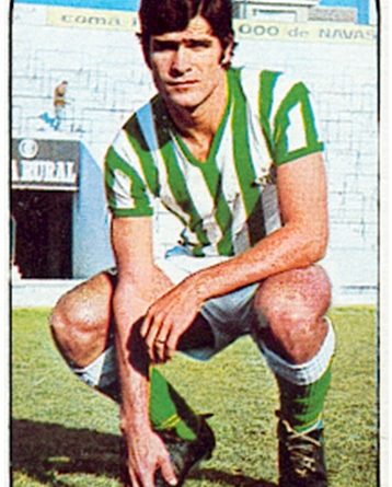 Liga 76-77. Biosca (Real Betis). Ediciones Este. 📸: Toni Izaro.