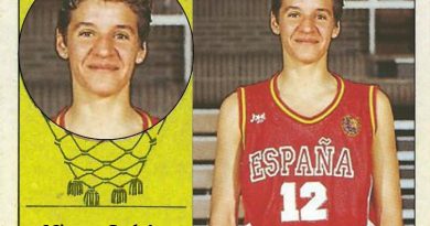 Nieves Lobón (Selección española de baloncesto femenino). 📸: Cromo-Montaje del Grupo de Facebook Nuestros álbumes de cromos.