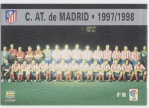 Las fichas de la Liga 97-98. Nº 86. Plantilla del Atlético de Madrid (Atlético de Madrid). Editorial Mundicromo.