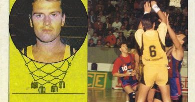 Pedro Solana (Caja Canarias). 📸: Cromo-Montaje del Grupo de Facebook Nuestros álbumes de cromos.