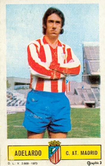 Liga 73-74. Adelardo (Atlético de Madrid). Ediciones Este. 📸: Toni Izaro.