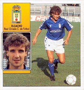 Liga 92-93. Elcacho (Real Oviedo). Ediciones Este. 📸: Toni Izaro.