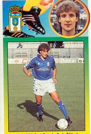 Liga 93-94. Elcacho (Real Oviedo). Ediciones Este. 📸: Toni Izaro.