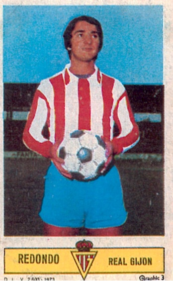 Liga 73-74. Redondo (Real Sporting de Gijón). Ediciones Este. 📸: Toni Izaro.