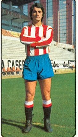 Liga 77-78. Redondo (Sporting de Gijón). Ediciones Este. 📸: Toni Izaro.