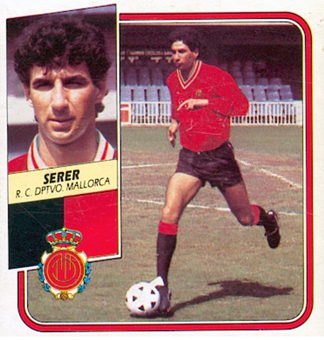 Liga 89-90. Serer (R.C.D. Mállorca). Ediciones Este. 📸: Toni Izaro.