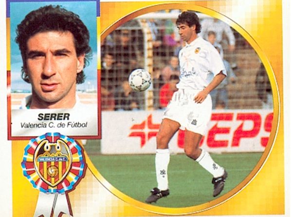 Liga 94-95. Serer (Valencia C.F.). Ediciones Este. 📸: Toni Izaro.