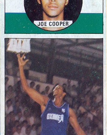 Baloncesto 86-87. Joe Cooper (Oximesa Granada). Editorial Merchante. 📸: Roberto Ordoñez Puerto.