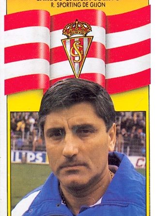 Liga 1990-91. Carlos García Cuervo (R. Sporting de Gijón). Ediciones Este. 📸: Toni Izaro.