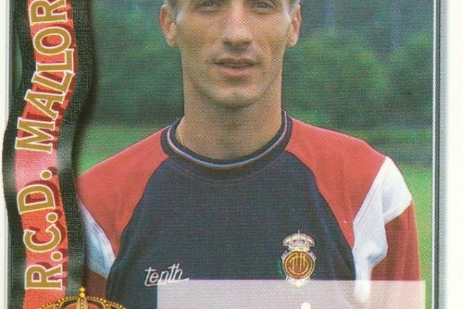 Liga 96-97. Stojiljković (R.C.D. Mallorca). Editorial Mundicromo. 📸: Javier Toledo Pérez.