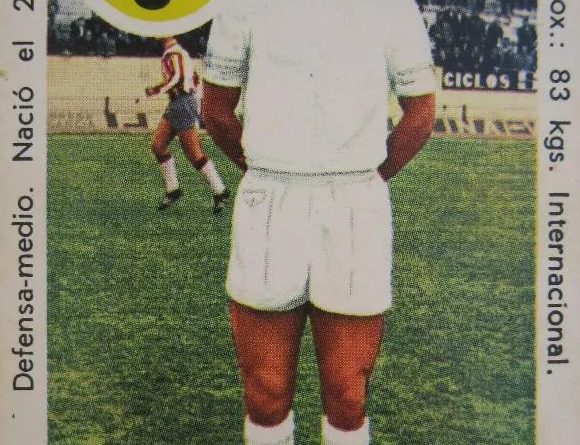 Campeonatos Nacionales de Fútbol 1969-70. Barrachina (Valencia C.F.). Editorial Ruiz Romero. 📸: Luis Moreno Arregui.