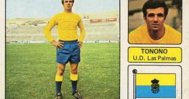 Liga 1973-74. Tonono (U.D. Las Palmas). Editorial Fher. 📸: Juan Álvarez.