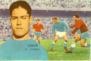 Liga 62-63. Girón (Real Oviedo). Editorial Fher-Disgra. 📸: Hugo Matesanz.