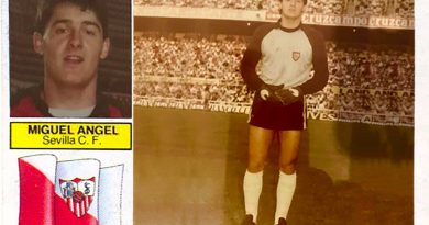 Miguel Ángel Sainz (Sevilla F. C.) 📸: Cromo-Montaje del Grupo de Facebook Nuestros álbumes de cromos.