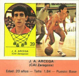 Campeonato Baloncesto Liga 1984-1985. José Ángel Arcega (CAI Zaragoza). Ediciones J. Merchante - Clesa. 📸: Emilio Rodríguez Bravo.
