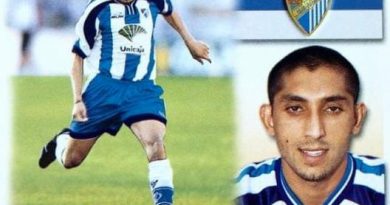 Liga 99-00. Basti (Málaga C. F.). Ediciones Este. 📸: Hugo López.