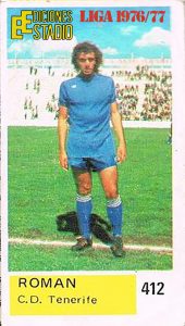 Liga 76-77. Román (C. D. Tenerife). Ediciones Estadio. 📸: Grupo de Facebook Nuestros álbumes de cromos.