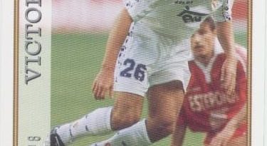Las fichas de la Liga 97-98. N.º 8. Víctor (Real Madrid C. F.). Editorial Mundicromo.