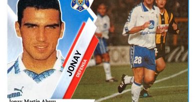 Jonay (C. D. Tenerife). 📸: Cromo-Montaje del Grupo de Facebook Nuestros álbumes de cromos.