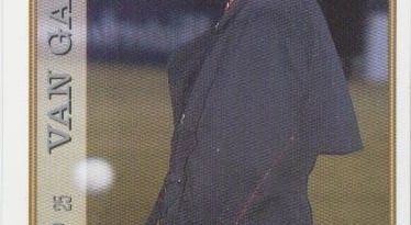 Las fichas de la Liga 97-98. N.º 25. Louis van Gaal (F.C. Barcelona). Editorial Mundicromo.