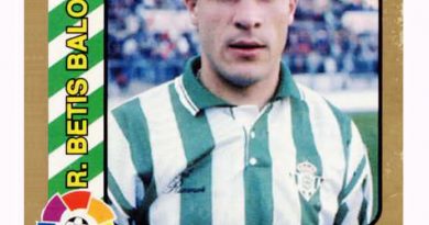 1995 Fútbol Total. N.º 168. Kasumov (Real Betis). Editorial Mundicromo.