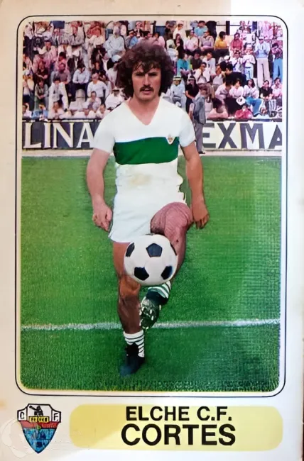 Liga 77-78 - Fútbol en acción. Editorial Pacosa. 📸: Juan Antonio León.