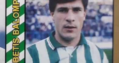 1995 Fútbol Total. Nº 168. Kasumov (Real Betis). Editorial Mundicromo.